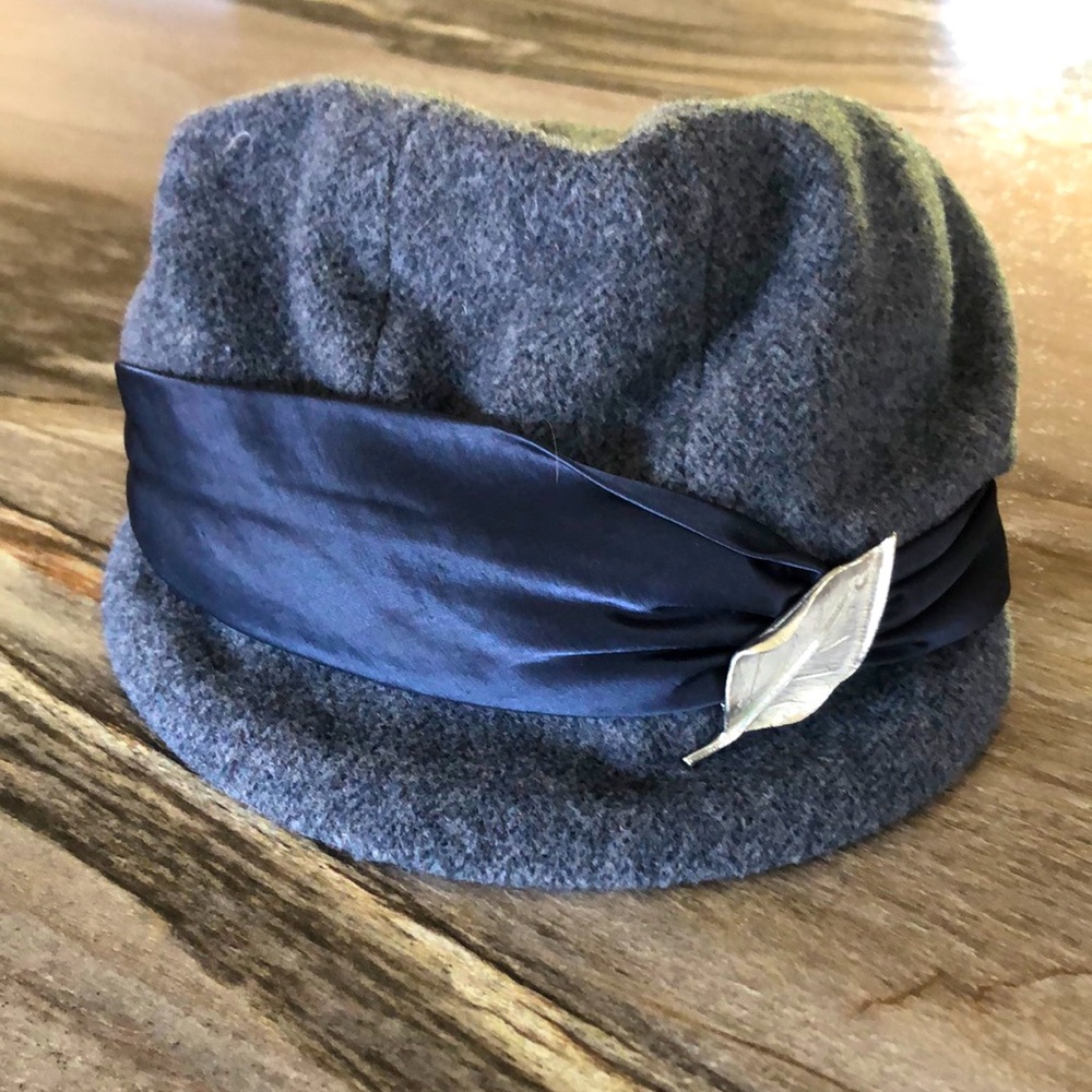 HAT! Fantastic vintage piece with silver leaf   accent and wide Satin trim